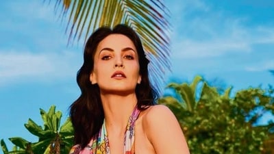 Elli Avram entered Bollywood with Mickey Virus in 2013