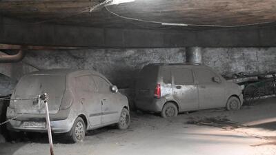 Old vehicles abandoned at the Asaf Ali Road underground multilevel parking lot. (Vipin Kumar/HT photo) Old vehicles abandoned at the Asaf Ali Road underground multilevel parking lot. (Vipin Kumar/HT photo)