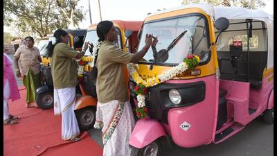 Pune, India - February 6, 2020: Under the initiative of Maharashtra Rickshaw Panchayat, the first rickshaw stand of women in Pimpri Chinchwad city has been started at Bhakti Shakti Chowk Nigdi in Pune, India, Thursday, February 6, 2020. (HT PHOTO) Pune, India - February 6, 2020: Under the initiative of Maharashtra Rickshaw Panchayat, the first rickshaw stand of women in Pimpri Chinchwad city has been started at Bhakti Shakti Chowk Nigdi in Pune, India, Thursday, February 6, 2020. (HT PHOTO)