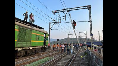 The 45-wagon goods train derailed between Kasara and TGR-3 after it left JNPT and was heading to Daulatabad. The 45-wagon goods train derailed between Kasara and TGR-3 after it left JNPT and was heading to Daulatabad.