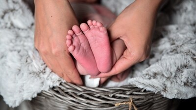 Maintain Hygiene: Maintaining cleanliness and good health is crucial, especially considering that you'll be the first point of contact for your child. Be diligent about frequently washing your hands and sanitizing each time you attend to your child.&nbsp; (Unsplash)