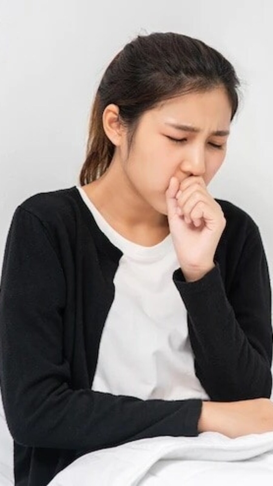 The SARS-CoV-2 virus is found in the lungs of certain individuals for up to 18 months after the infection. (Freepik)