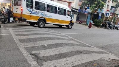 According to the guidelines, speed breakers should be designed with a rounded hump of 17-metre radius, 3.7 metres width and 0.1-metre height for the preferred advisory crossing speed of 25 km/hr. (Rahul Raut/HT PHOTO) According to the guidelines, speed breakers should be designed with a rounded hump of 17-metre radius, 3.7 metres width and 0.1-metre height for the preferred advisory crossing speed of 25 km/hr. (Rahul Raut/HT PHOTO)