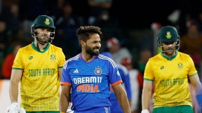 The innings didn't continue and South Africa were given a target of 152 to chase in 15 overs. They ended up unleashing carnage with their top order of Matthew Breetzke, Reeza Hendricks and captain Aiden Markram smashing the Indian bowlers to all parts of St George's Park.&nbsp; (REUTERS)