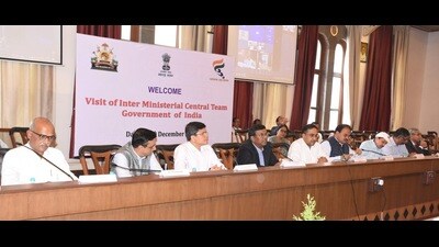 Divisional commissioner Saurabh Rao (C) briefed the Central team about the drought situation in the Pune division. (HT PHOTO) Divisional commissioner Saurabh Rao (C) briefed the Central team about the drought situation in the Pune division. (HT PHOTO)