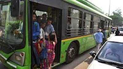 Passengers will soon be able to book DTC bus tickets through WhatsApp (HT Photo) Passengers will soon be able to book DTC bus tickets through WhatsApp (HT Photo)