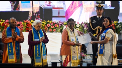 Lucknow, India December 12, 2023: President of India Draupadi Murmu distributes the Gold Medal and certificates to the students during the 2nd convocation ceremony of the Indian Institute of Information Technology (IIIT). (HT Photos) Lucknow, India December 12, 2023: President of India Draupadi Murmu distributes the Gold Medal and certificates to the students during the 2nd convocation ceremony of the Indian Institute of Information Technology (IIIT). (HT Photos)