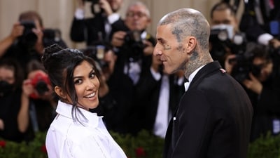 FILE PHOTO: Travis Barker and Kourtney Kardashian arrive at the In America: An Anthology of Fashion themed Met Gala at the Metropolitan Museum of Art in New York City, New York, U.S., May 2, 2022. REUTERS/Andrew Kelly/File Photo (REUTERS)