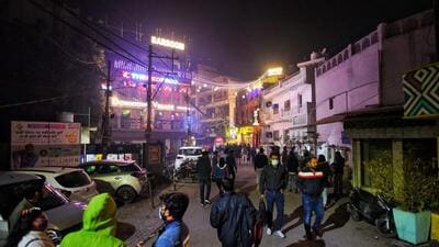 Three restaurant-cum-bars were found operating without the necessary Municipal Corporation of Delhi (MCD) health trade license (HT Photo) Three restaurant-cum-bars were found operating without the necessary Municipal Corporation of Delhi (MCD) health trade license (HT Photo)