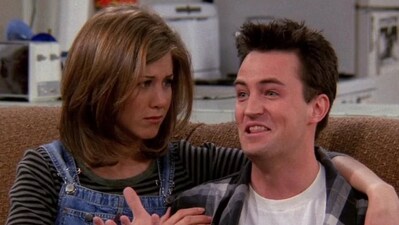 Jennifer Aniston and Matthew Perry in a still from Friends.