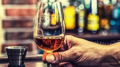 6. Alcohol-related dehydration: Winter celebrations may involve alcoholic beverages, which can contribute to dehydration. Reduced water content in the body can result in harder stools and constipation. 6. Alcohol-related dehydration: Winter celebrations may involve alcoholic beverages, which can contribute to dehydration. Reduced water content in the body can result in harder stools and constipation. 