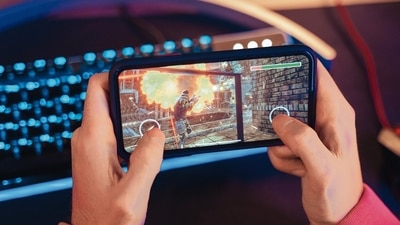 A Michigan teenager is facing charges in connection with the suicide of a Texas child during an online game nearly a year ago. A Michigan teenager is facing charges in connection with the suicide of a Texas child during an online game nearly a year ago.