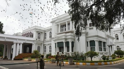 The official residence building of the Karnataka Governor in Bengaluru. (Arijit Sen / HT Photo) The official residence building of the Karnataka Governor in Bengaluru. (Arijit Sen / HT Photo)