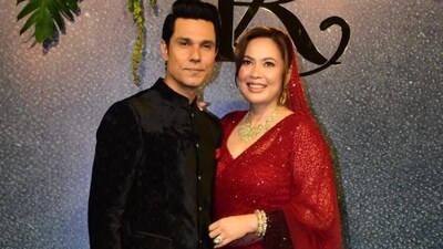 Randeep Hooda and Lin Laishram threw a wedding reception in Mumbai on Monday. They were in a relationship since a few years and tied the knot as per Meitei rituals few days back. Randeep Hooda and Lin Laishram threw a wedding reception in Mumbai on Monday. They were in a relationship since a few years and tied the knot as per Meitei rituals few days back. 