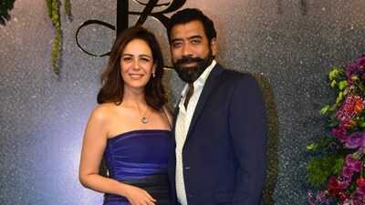 Mona Singh made a rare appearance with husband Shyam Rajagopalan. She was seen in the film Laal Singh Chaddha last year. She also featured in the web shows, Made In Heaven, Kafas and Kaala Paani this year. Mona Singh made a rare appearance with husband Shyam Rajagopalan. She was seen in the film Laal Singh Chaddha last year. She also featured in the web shows, Made In Heaven, Kafas and Kaala Paani this year. 