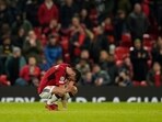 Manchester United's Bruno Fernandes is dejected after the group A Champions League match between Manchester United and Bayern Munich 