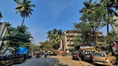 As per the officials, MHADA and the BMC initially could not come to a consensus on the repairs and maintenance. (Praful Gangurde / HT Photo) As per the officials, MHADA and the BMC initially could not come to a consensus on the repairs and maintenance. (Praful Gangurde / HT Photo)