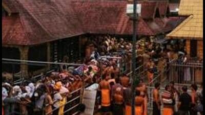 Devotees at the Sabarimala temple in Kerala. (REUTERS/Representative)