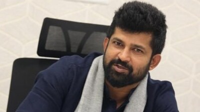 Congress workers stage protest outside BJP MP Pratap Simha's office in Mysuru