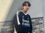 Jeonghan is one of the members of SEVENTEEN. Jeonghan is one of the members of SEVENTEEN.