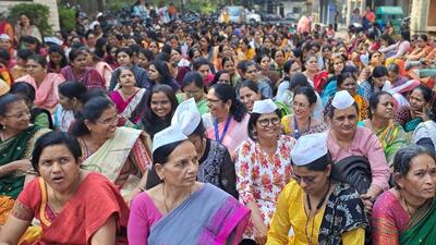 Around 2,000 nurses, clerks, technicians, and class III and IV staff employed in SGH joined the strike, while at ADH and other public health hospitals in the district, approximately 78 nurses and clerical staff joined the indefinite strike. (HT PHOTO) Around 2,000 nurses, clerks, technicians, and class III and IV staff employed in SGH joined the strike, while at ADH and other public health hospitals in the district, approximately 78 nurses and clerical staff joined the indefinite strike. (HT PHOTO)