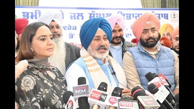 Punjab cabinet minister Chetan Singh Jauramajra, on Thursday, laid the foundation stone of the state’s largest irrigation project aimed at utilizing 27 MLD (million litre per day) of treated water from the Sewage Treatment Plant-Moga, on the occasion of the 54th anniversary of the department of soil and water conservation
