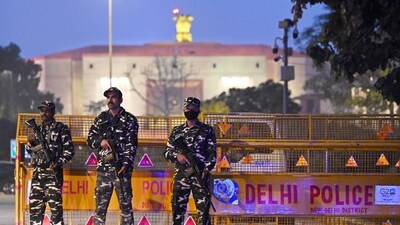 Security personnel high alert near Parliament House, as police detained two persons on security breach at Lok Sabha, in New Delhi, India. (Hindustan Times) Security personnel high alert near Parliament House, as police detained two persons on security breach at Lok Sabha, in New Delhi, India. (Hindustan Times)