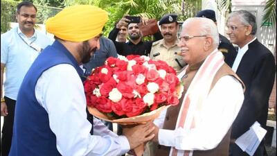 The last bilateral meeting between Haryana chief minister Manohar Lal Khattar and his Punjab counterpart was held on October 14, 2022. The Centre conducted a second round of discussions on January 4, 2023, during which both CMs were present. (HT file photo) The last bilateral meeting between Haryana chief minister Manohar Lal Khattar and his Punjab counterpart was held on October 14, 2022. The Centre conducted a second round of discussions on January 4, 2023, during which both CMs were present. (HT file photo)