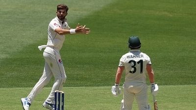Shaheen Afridi appeals without success against David Warner (Getty) Shaheen Afridi appeals without success against David Warner (Getty)