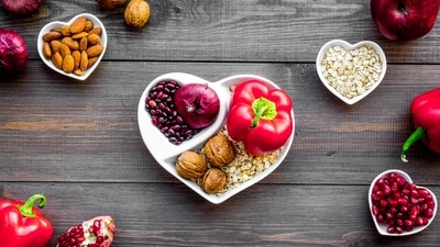 Pre-plan your meals with macro ratios in mind: Use a meal planning app to set specific macro targets for each meal, ensuring a balanced intake of proteins, carbs and fats. Pre-plan your meals with macro ratios in mind: Use a meal planning app to set specific macro targets for each meal, ensuring a balanced intake of proteins, carbs and fats. 