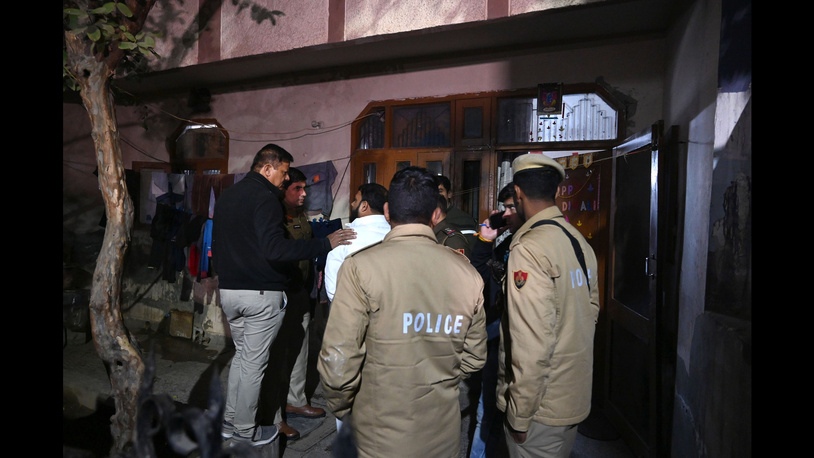 Parliament security breach: Gurugram cab driver hosted accused but did not know of plan, say police - Vimarsana News