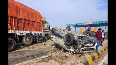 A damaged car after multiple vehicles collided near Dhareri Jattan toll plaza due to dense morning fog, in Patiala on Friday. (PTI)