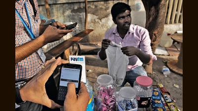Convenience at your fingertips: Using digital wallets to pay for everything. (Burhaan Kinu / Hindustan Times)