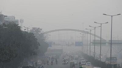 Delhi’s air quality is likely to remain in the very poor category. (HT PHOTO) Delhi’s air quality is likely to remain in the very poor category. (HT PHOTO)