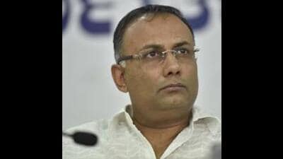 Health minister Dinesh Gundu Rao (Arijit Sen/HT Photo) Health minister Dinesh Gundu Rao (Arijit Sen/HT Photo)