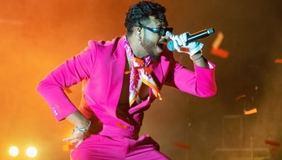 King performing in Lucknow (Kartik Kher) King performing in Lucknow (Kartik Kher)