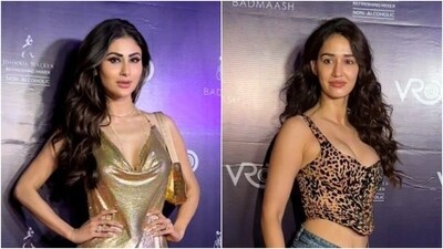 Mouni Roy and Disha Patani pose for the paparazzi at an event. (HT Photo/Varinder Chawla) Mouni Roy and Disha Patani pose for the paparazzi at an event. (HT Photo/Varinder Chawla)
