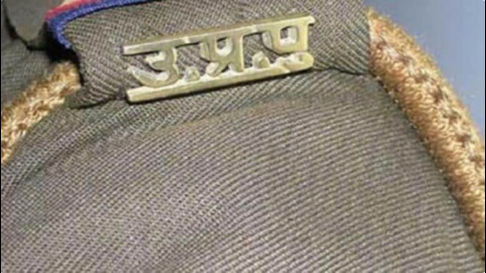 Kushinagar SP suspends cop on extortion charges - Vimarsana News