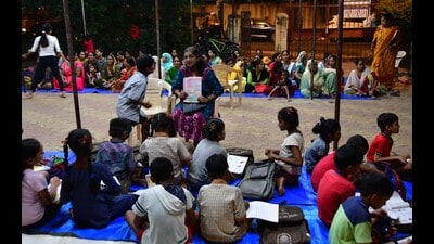 Mumbai, India – Dec 16, 2023: I. C. Colony women’s welfare association, daily free tuition for underprivileged children, in Mumbai, India, on Saturday, Dec 16, 2023. (Photo by Bhushan Koyande/HT Photo) Mumbai, India – Dec 16, 2023: I. C. Colony women’s welfare association, daily free tuition for underprivileged children, in Mumbai, India, on Saturday, Dec 16, 2023. (Photo by Bhushan Koyande/HT Photo)