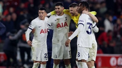 Tottenham Hotspur's Pedro Porro, Destiny Udogie, Cristian Romero, Ben Davies and Guglielmo Vicario celebrate. (Action Images via Reuters)