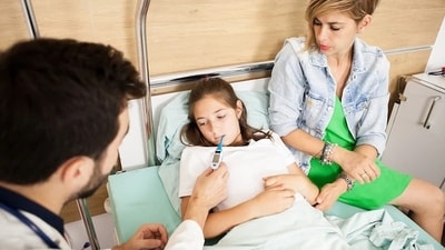 Pneumonia in kids lungs: Early signs in children, treatment strategies for recovery (Photo by Freepik) Pneumonia in kids lungs: Early signs in children, treatment strategies for recovery (Photo by Freepik)