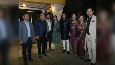 In their Delhi reception, Randeep Hooda and Lin Laishram chose to don traditional attire. (Instagram/@kiren.rijiju) In their Delhi reception, Randeep Hooda and Lin Laishram chose to don traditional attire. (Instagram/@kiren.rijiju)
