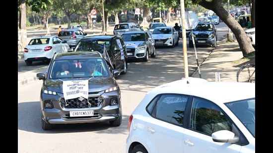 Comprising over 250 cars and 100 bikes, the rally started from the ground opposite Sham Fashion Mall in Sector 34, Chandigarh, on Saturday. (Ravi Kumar/HT)