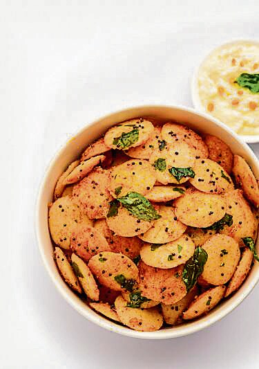 Virgin oils carry their own flavour compounds, so a glug of unrefined sesame oil is added to idli milagai podi. (Adobe Stock) Virgin oils carry their own flavour compounds, so a glug of unrefined sesame oil is added to idli milagai podi. (Adobe Stock)