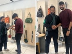 The image shows a LinkedIn user with a salesperson who convinced him to buy products worth <span class='webrupee'>₹</span>20,000. The image shows a LinkedIn user with a salesperson who convinced him to buy products worth <span class='webrupee'>₹</span>20,000.