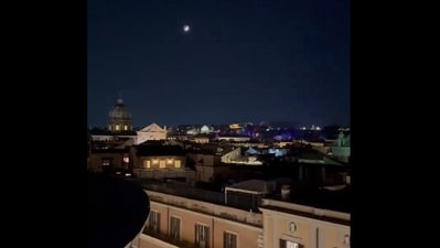The image shows Rome from the roof of the Pantheon. (X/@elonmusk)