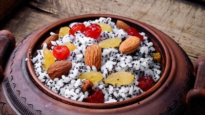 Russia - Sochivo: Sochivo or kutya, a traditional Slavic holiday ritual dish, is a sweet and fruity cereal typically made with wheatberries (or other grains like rice, barley, or legumes), honey, dried fruits, nuts, and sometimes spices or poppy seeds.&nbsp; (Pinterest)