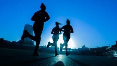 Have a Plan B: Always have a backup plan in case of interruptions that prevent you from going to the gym or taking a walk. Explore home exercises to ensure you can stay active even in challenging situations.&nbsp; (Unsplash)