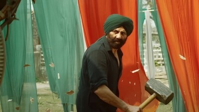 Sunny Deol played Tara Singh in Gadar 2. Sunny Deol played Tara Singh in Gadar 2.
