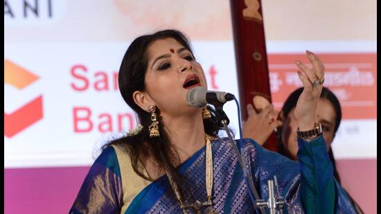 69th edition of Sawai Gandharva Bhimsen Mahotsav concluded on a high note on Sunday. Kaushiki Chakraborty’s presentation. (HT PHOTO)